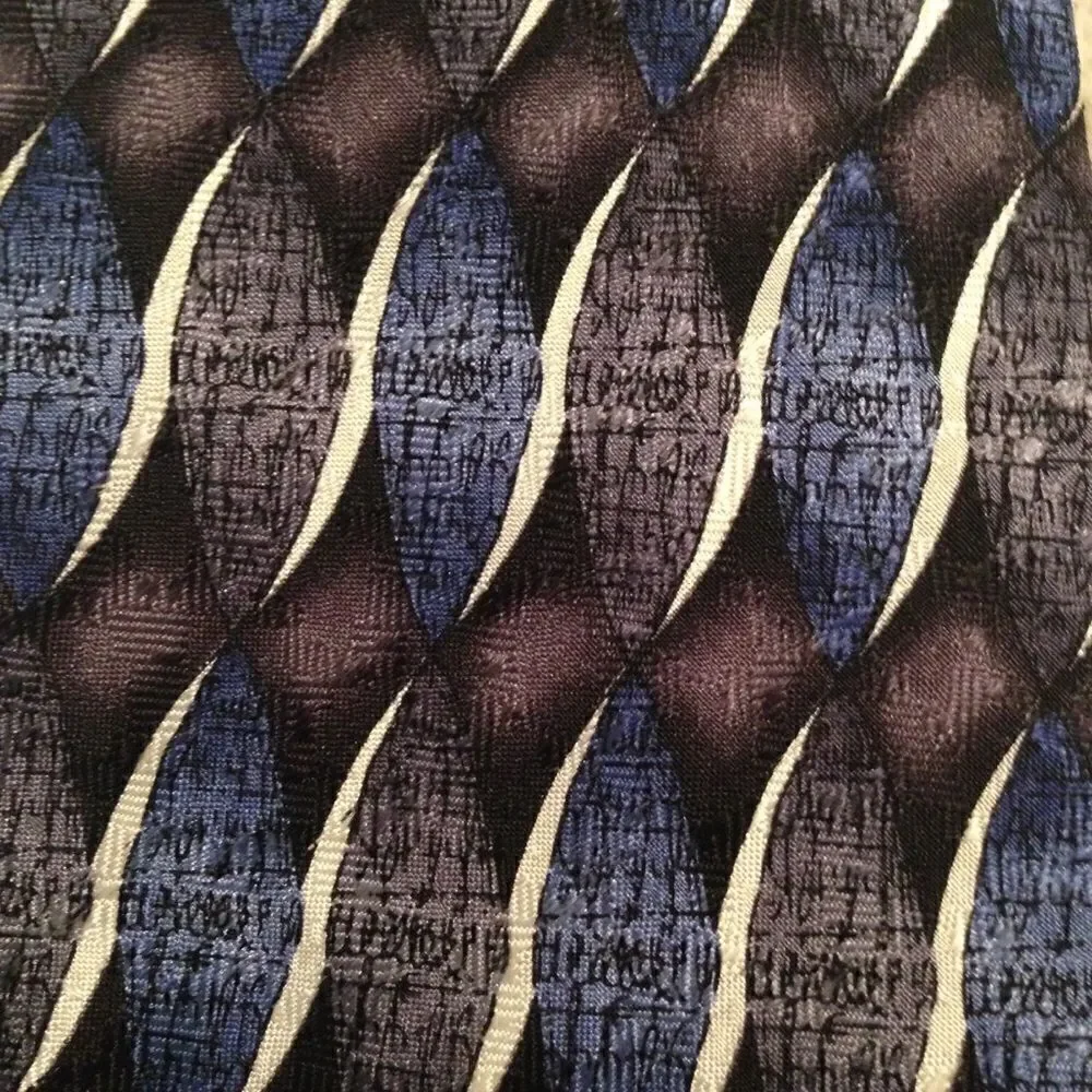 ‎Jimmy V -Brett Favre collection one 100% silk tie